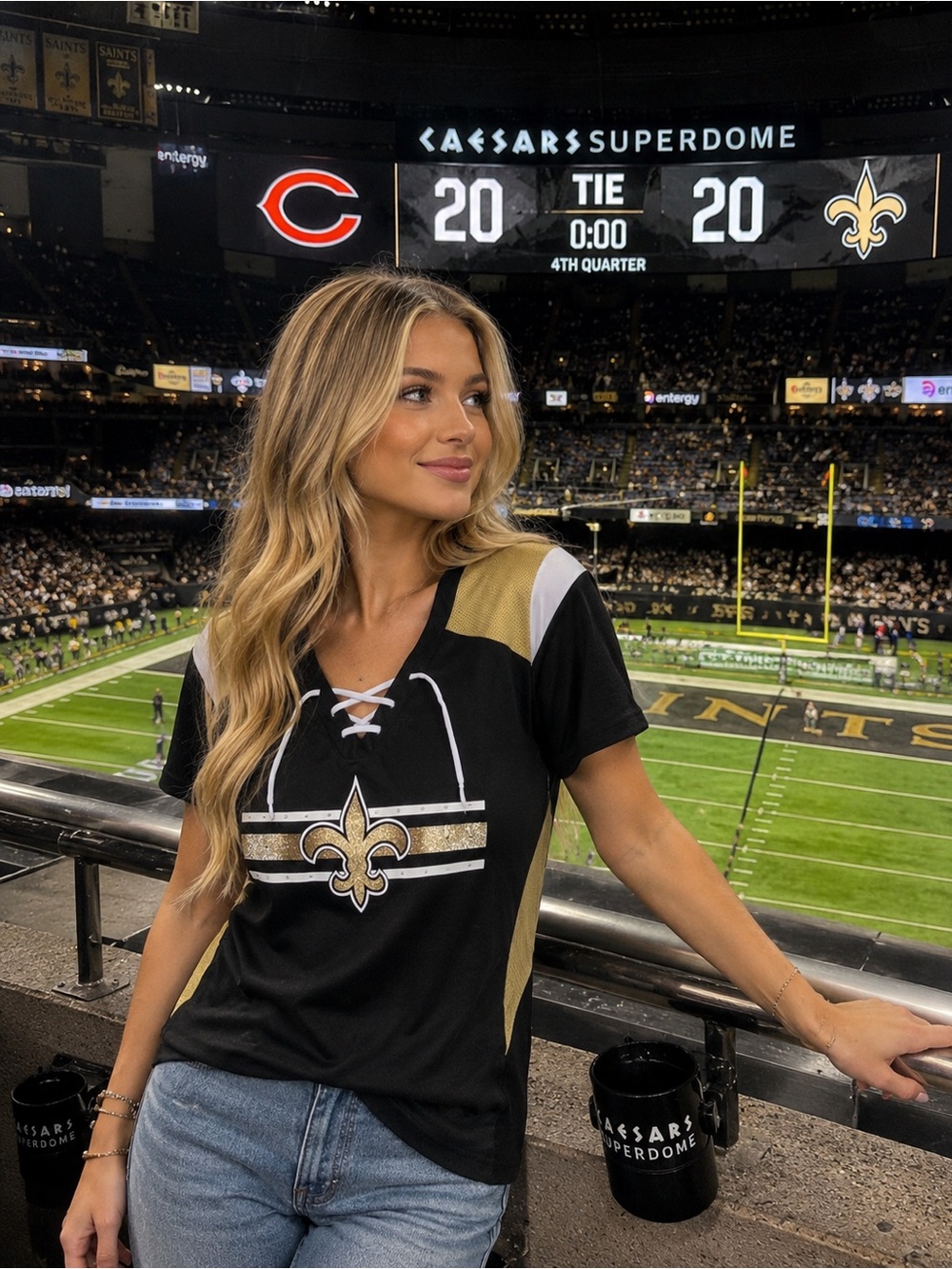 New Orleans Saints Women’s Lace Up V-Neck NFL Apparel Jersey Shirt XL Black Gold